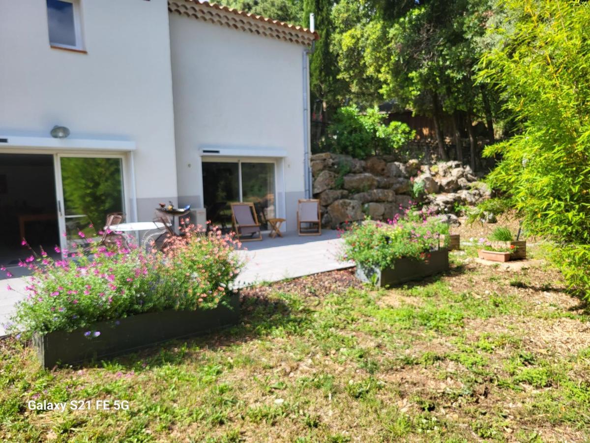 Un Ecrin De Verdure Et Plus.. Besse-sur-Issole Bagian luar foto